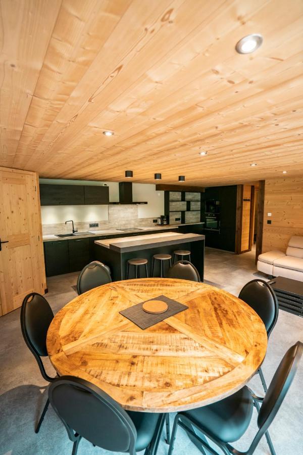 Chalet Les Cerfs ชาแตล ภายนอก รูปภาพ