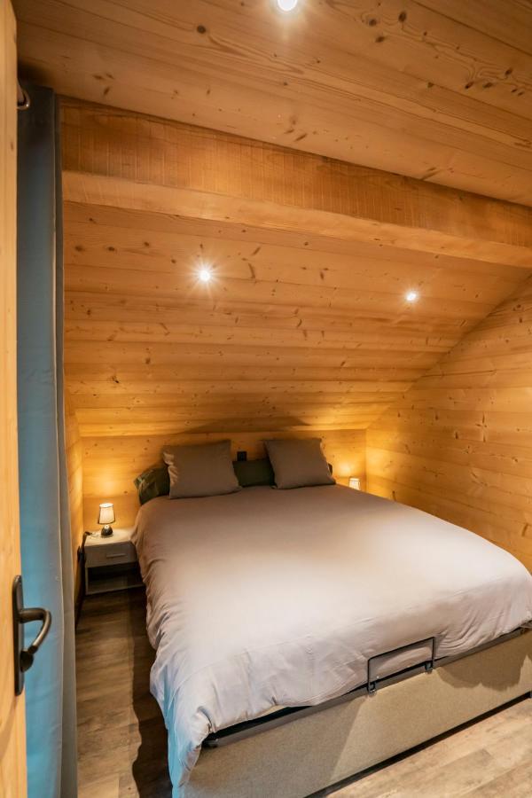 Chalet Les Cerfs ชาแตล ภายนอก รูปภาพ