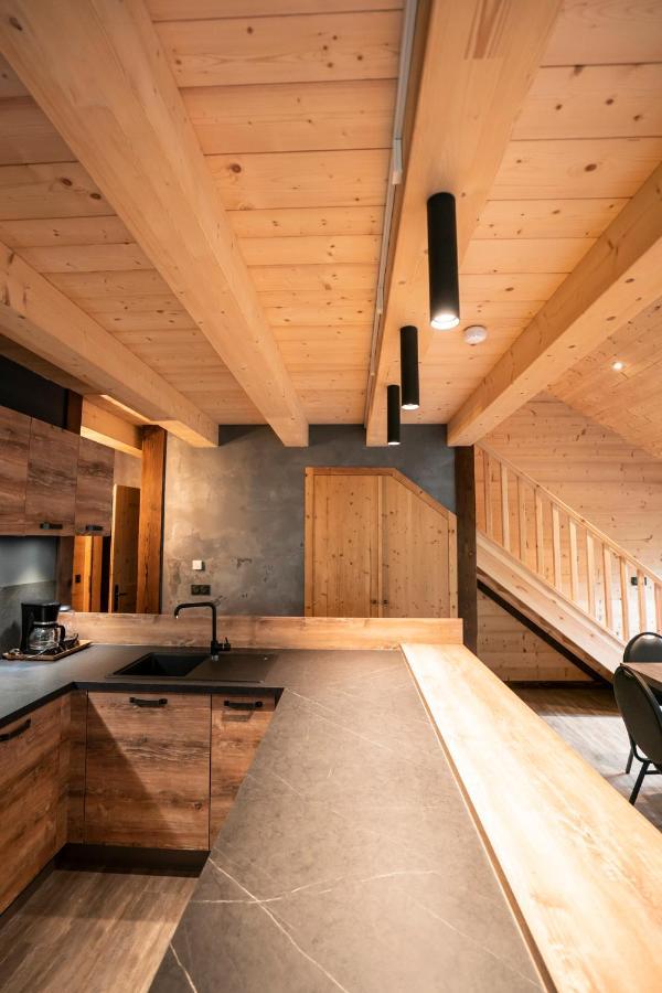 Chalet Les Cerfs ชาแตล ภายนอก รูปภาพ